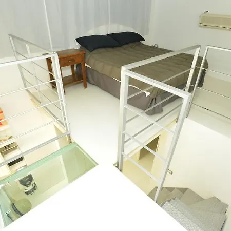 Izzhome Light Apartment Cagliari