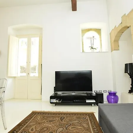 Izzhome Light Apartment Cagliari